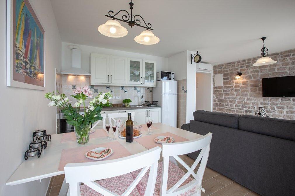 Apartmani Mirona - Tučepi Esterno foto