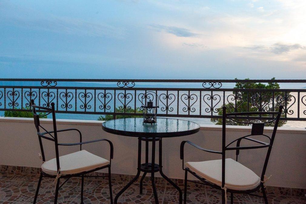 Apartmani Mirona - Tučepi Esterno foto
