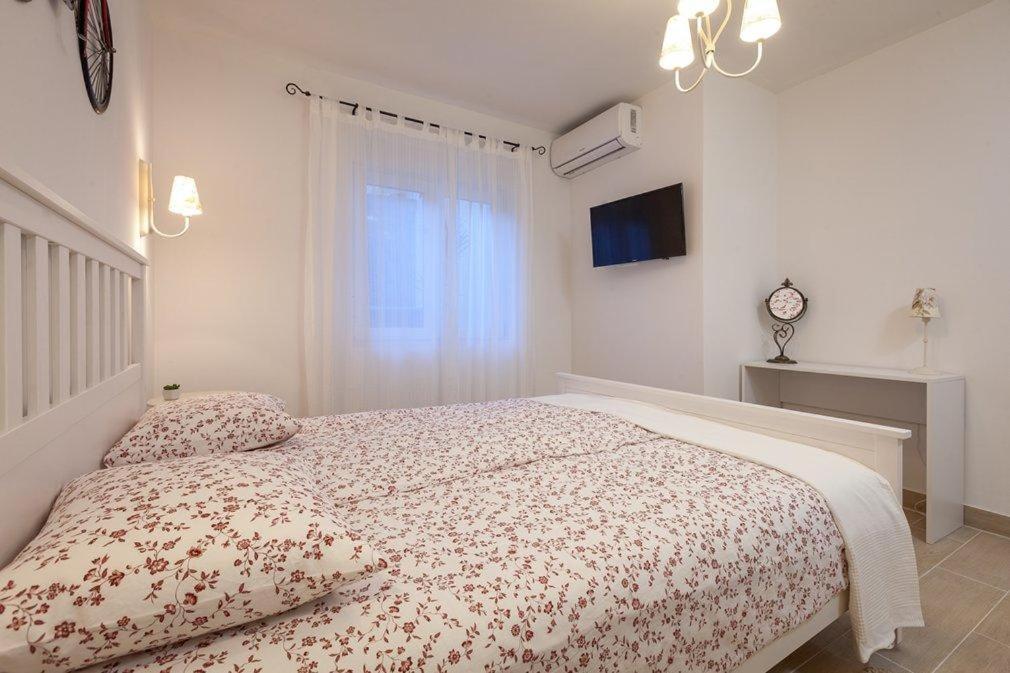 Apartmani Mirona - Tučepi Esterno foto