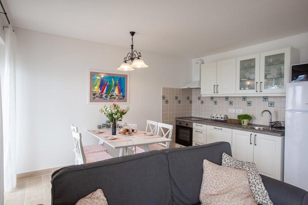 Apartmani Mirona - Tučepi Esterno foto
